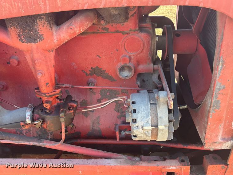 image for item FG1762 1955 Massey Harris 33G1R1 tractor