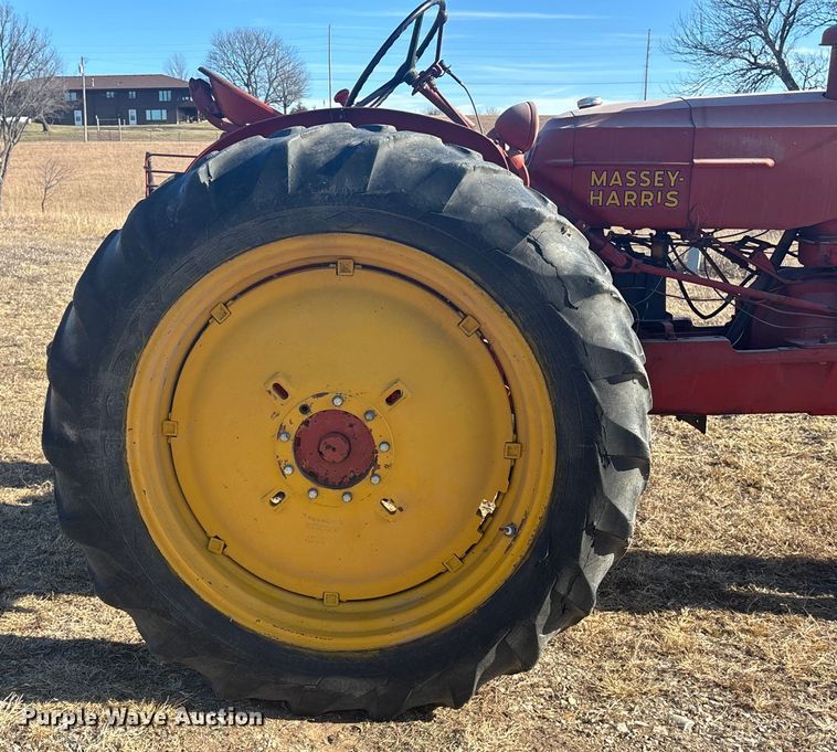 image for item FG1762 1955 Massey Harris 33G1R1 tractor