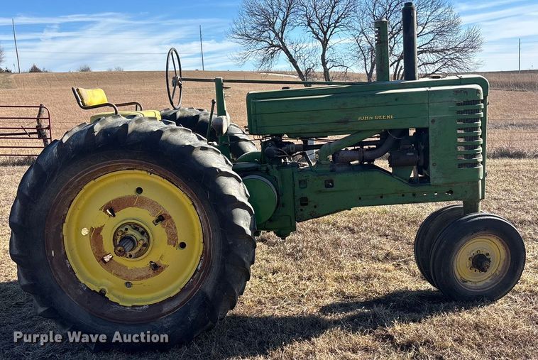 image for item FG1763 1952 John Deere A tractor