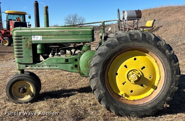 image for item FG1763 1952 John Deere A tractor