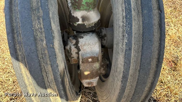 image for item FG1763 1952 John Deere A tractor