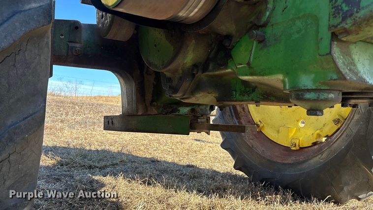 image for item FG1763 1952 John Deere A tractor