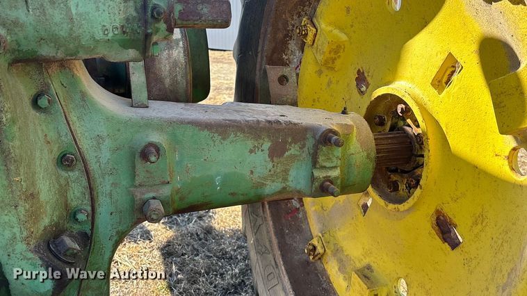 image for item FG1763 1952 John Deere A tractor