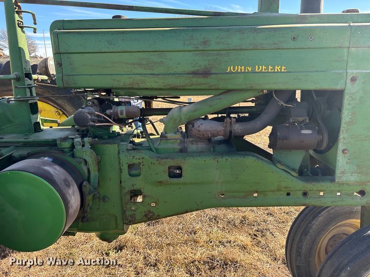 image for item FG1763 1952 John Deere A tractor