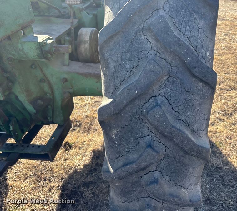 image for item FG1763 1952 John Deere A tractor