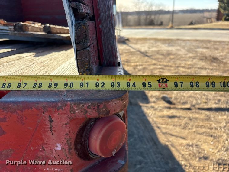 image for item FG2519 1967 International Harvester Loadstar 1600 grain truck