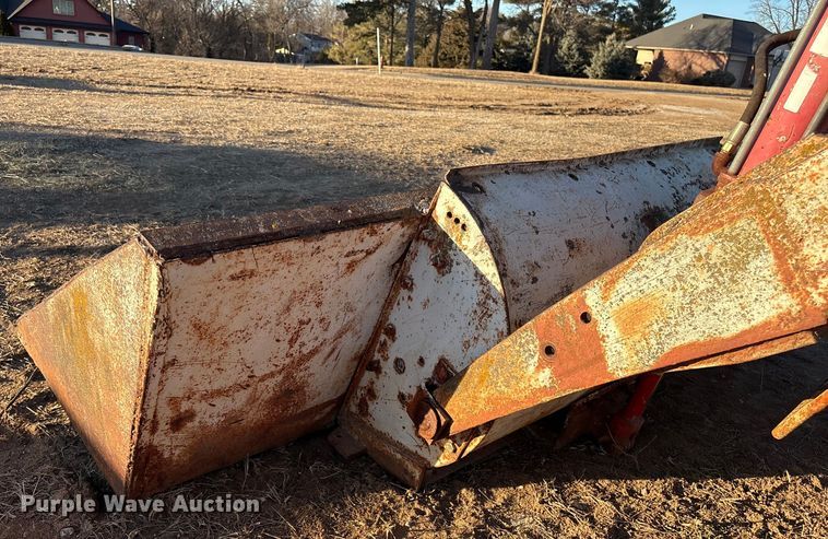 image for item FG2523 International 2001 Loader tractor loader