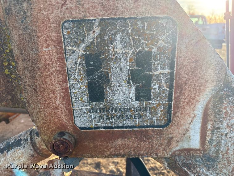 image for item FG2523 International 2001 Loader tractor loader