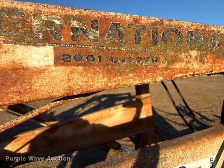 image for item FG2523 International 2001 Loader tractor loader