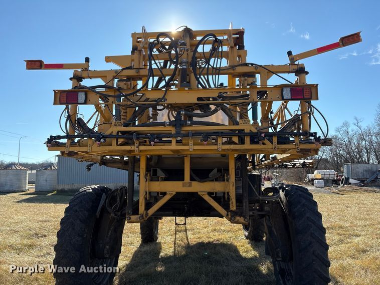 image for item FG2526 2013 Rogator RG900 sprayer