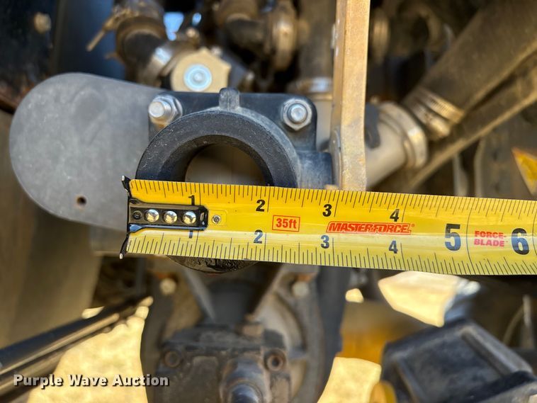 image for item FG2526 2013 Rogator RG900 sprayer