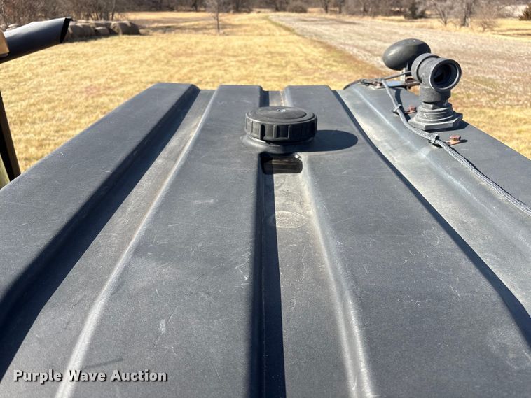 image for item FG2526 2013 Rogator RG900 sprayer