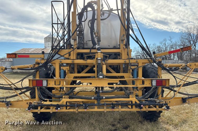 image for item FG2526 2013 Rogator RG900 sprayer