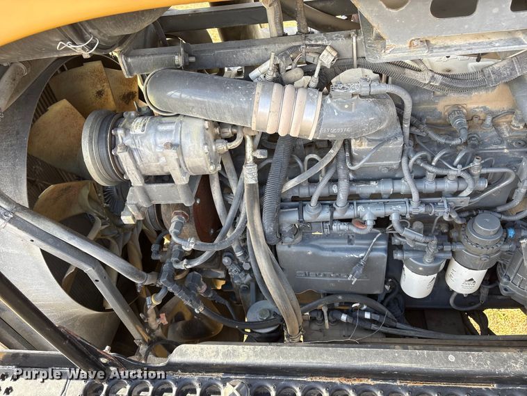 image for item FG2526 2013 Rogator RG900 sprayer