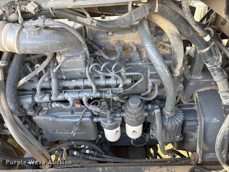 image for item FG2526 2013 Rogator RG900 sprayer