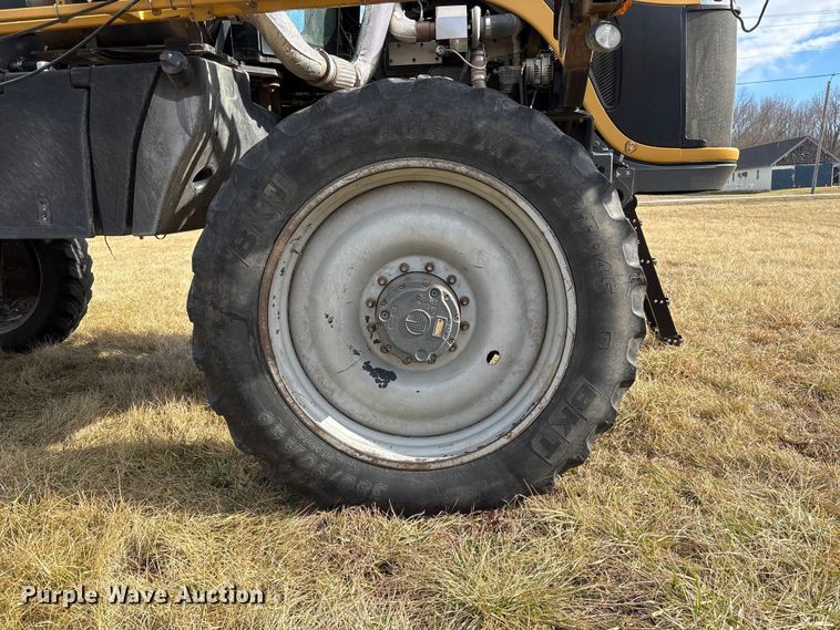 image for item FG2526 2013 Rogator RG900 sprayer