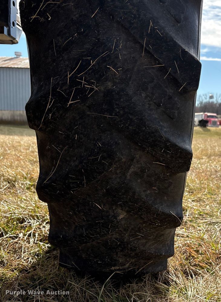 image for item FG2526 2013 Rogator RG900 sprayer