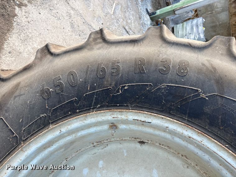 image for item FG2526 2013 Rogator RG900 sprayer