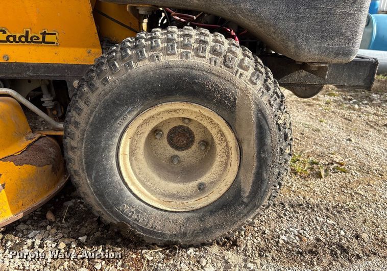 image for item FG2527 2007 Cub Cadet Z-Force ZTR lawn mower