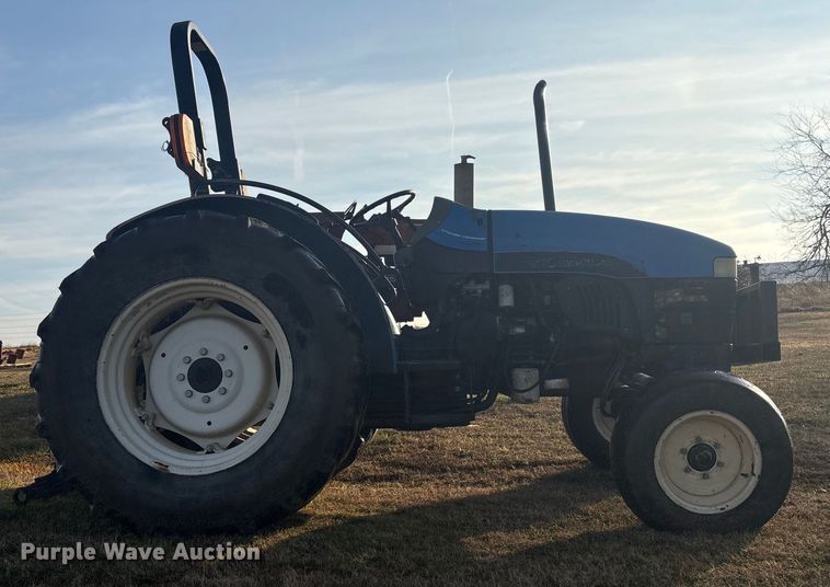 image for item FI0110 2002 New Holland TN65 tractor