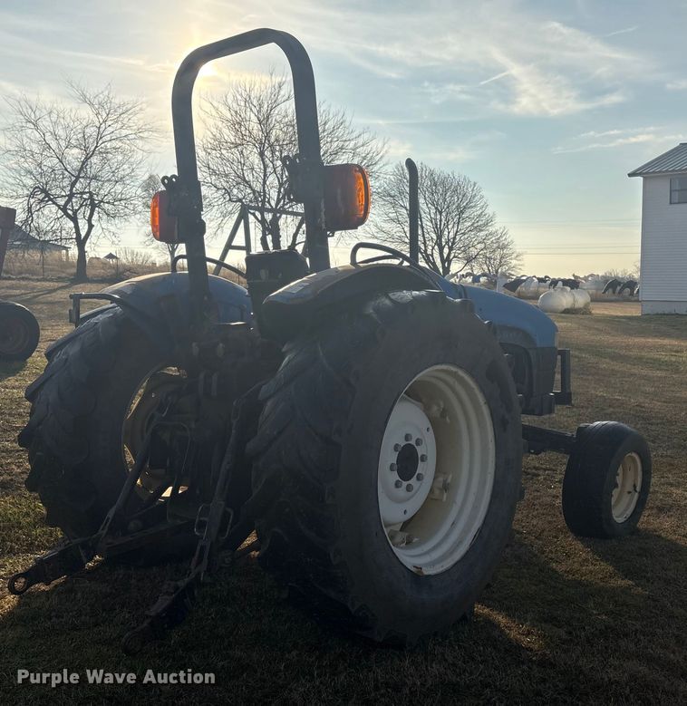 image for item FI0110 2002 New Holland TN65 tractor
