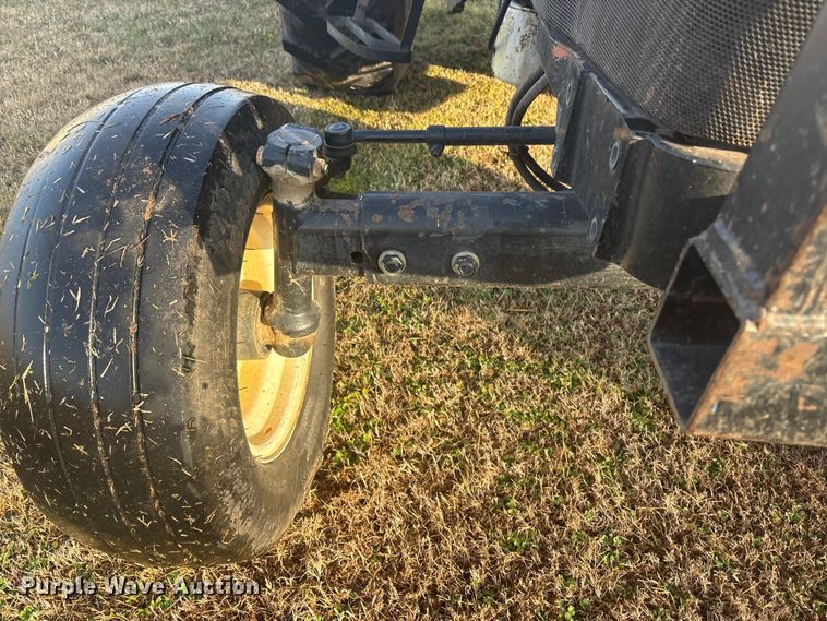 image for item FI0110 2002 New Holland TN65 tractor