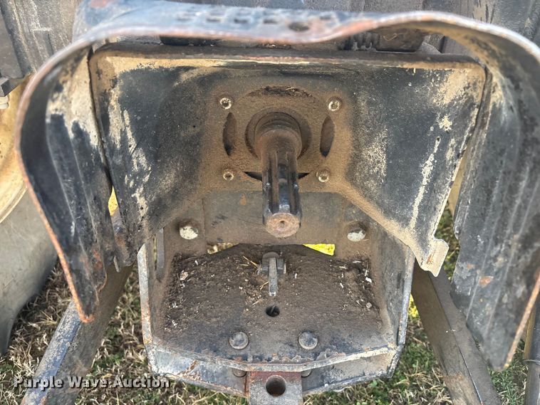 image for item FI0110 2002 New Holland TN65 tractor