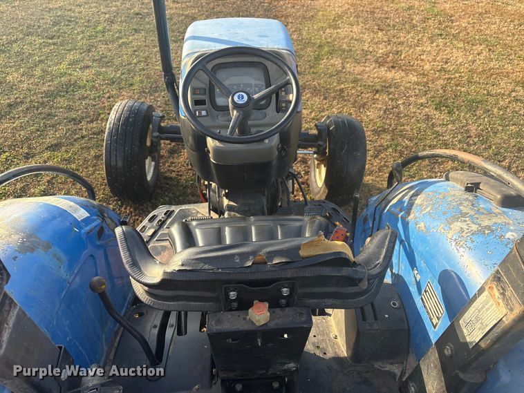 image for item FI0110 2002 New Holland TN65 tractor