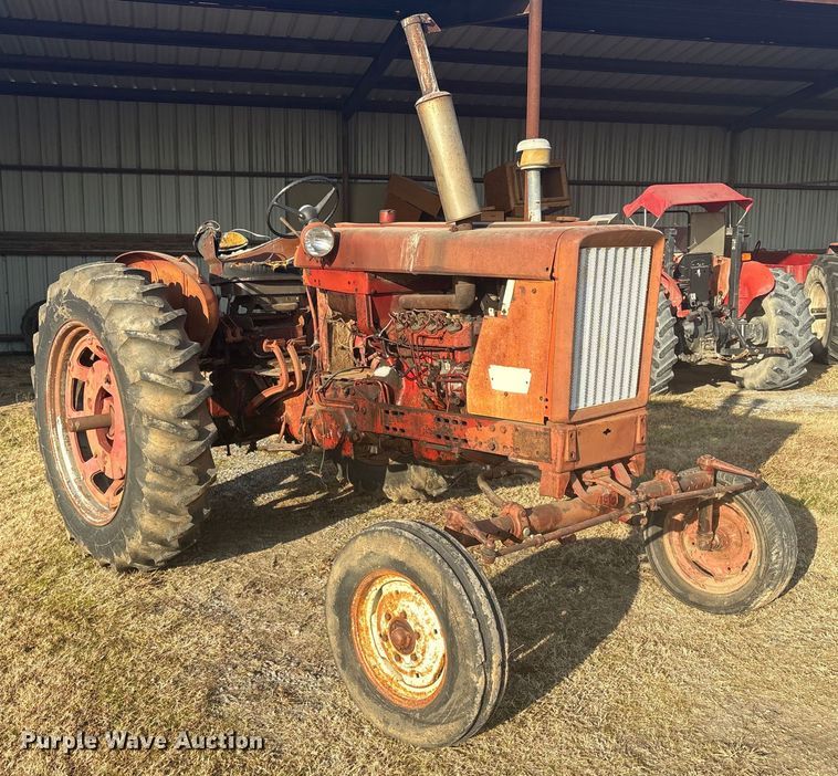 image for item FI0111 McCormick Farmall 504 tractor