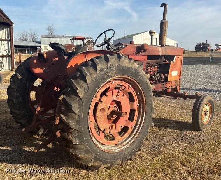 image for item FI0111 McCormick Farmall 504 tractor