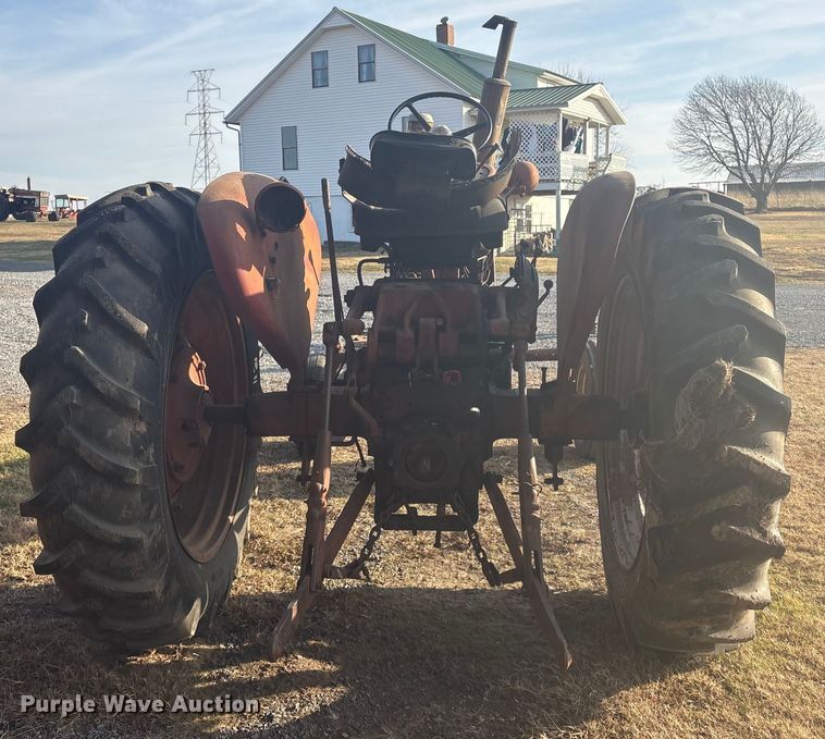 image for item FI0111 McCormick Farmall 504 tractor