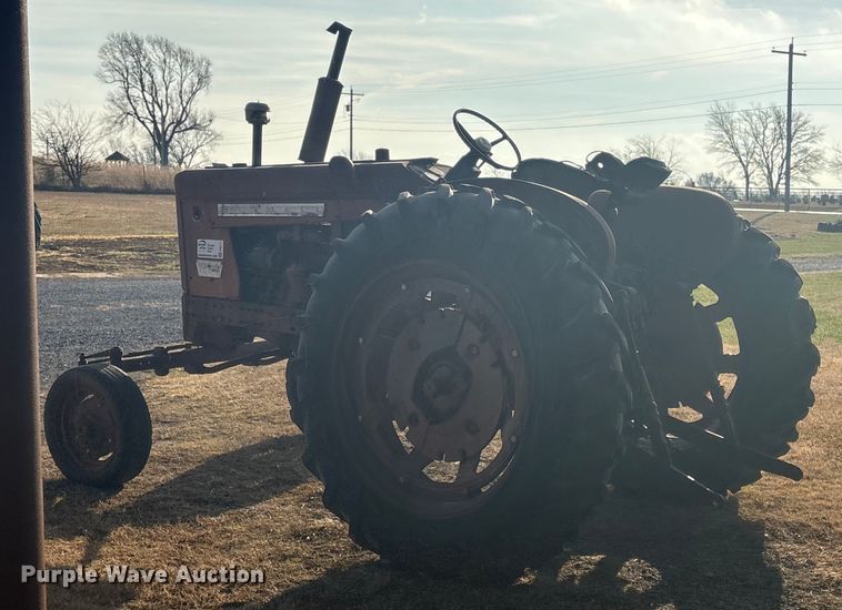 image for item FI0111 McCormick Farmall 504 tractor