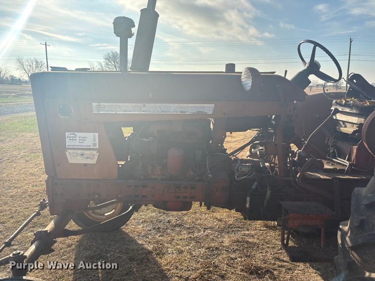 image for item FI0111 McCormick Farmall 504 tractor