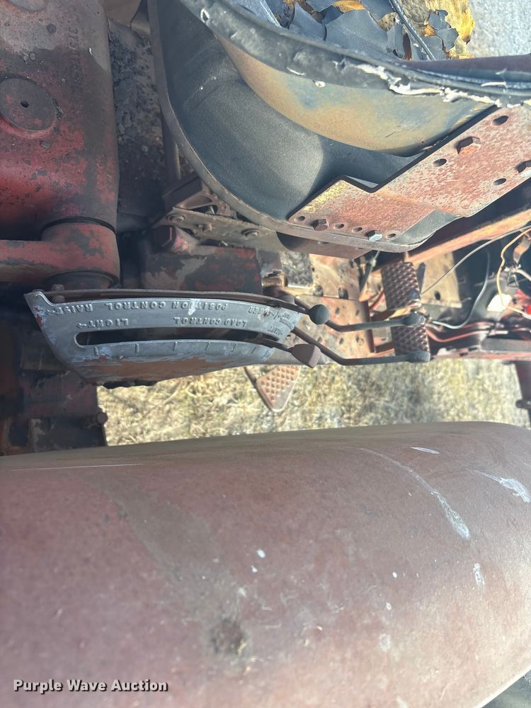 image for item FI0111 McCormick Farmall 504 tractor