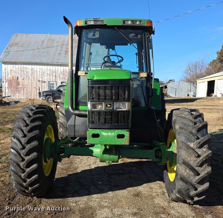 image for item FI0780 1998 John deere 7410 MFWD tractor