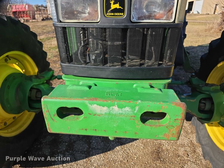 image for item FI0780 1998 John deere 7410 MFWD tractor