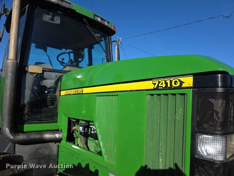 image for item FI0780 1998 John deere 7410 MFWD tractor
