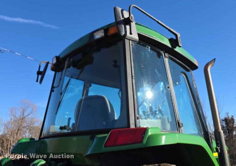 image for item FI0780 1998 John deere 7410 MFWD tractor