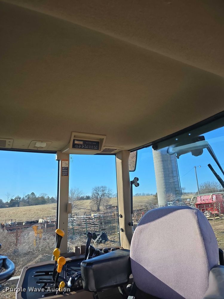 image for item FI0780 1998 John deere 7410 MFWD tractor