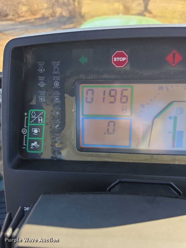 image for item FI0780 1998 John deere 7410 MFWD tractor