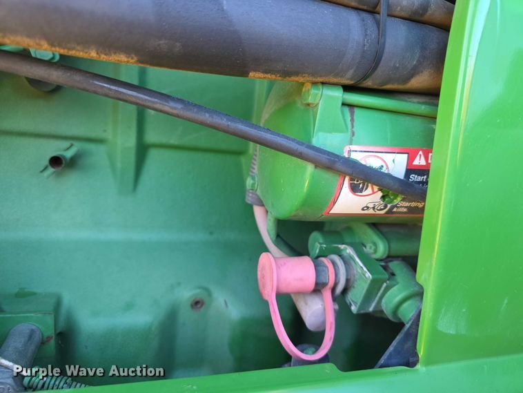 image for item FI0780 1998 John deere 7410 MFWD tractor