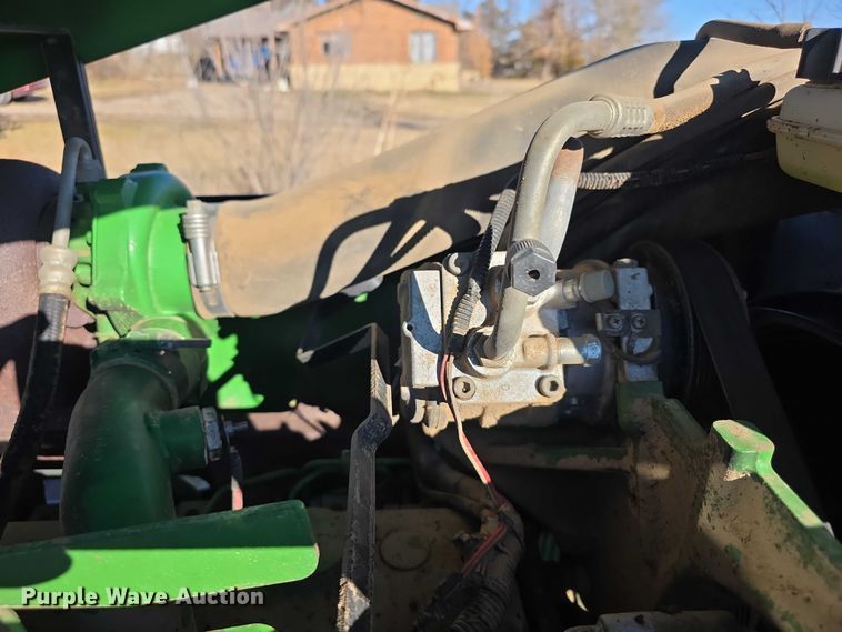 image for item FI0780 1998 John deere 7410 MFWD tractor