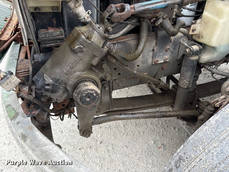 image for item FK1062 2003 International 4400 feed delivery truck