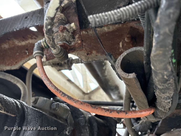 image for item FK1062 2003 International 4400 feed delivery truck