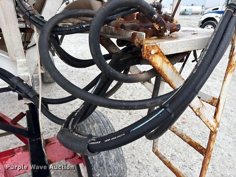 image for item FK1063 Willmar 16SS Dry fertilizer tender