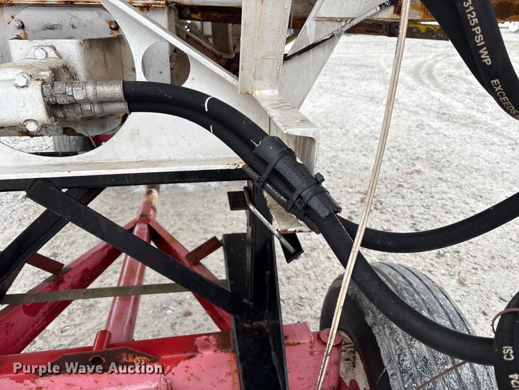 image for item FK1063 Willmar 16SS Dry fertilizer tender