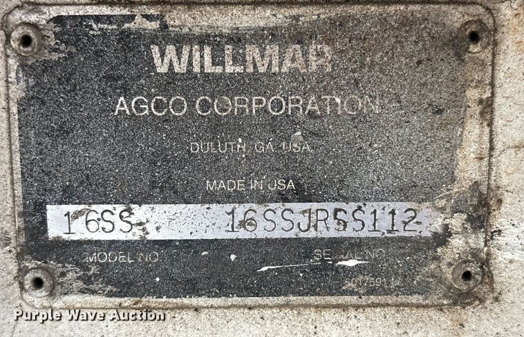 image for item FK1063 Willmar 16SS Dry fertilizer tender