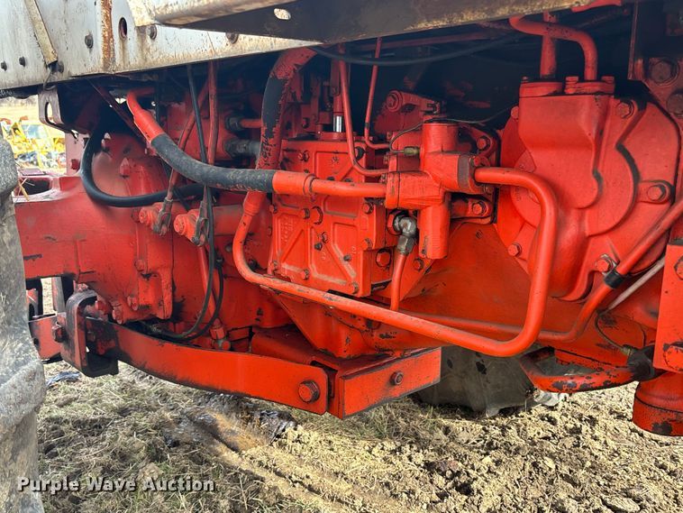 image for item OE9299 Case 1270 Agri King tractor