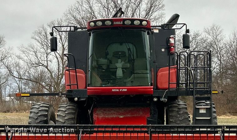 image for item YA1792 2005 Case IH 8010 Axial-Flow RWA combine
