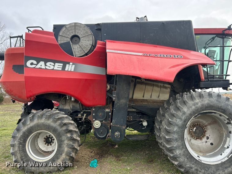 image for item YA1792 2005 Case IH 8010 Axial-Flow RWA combine